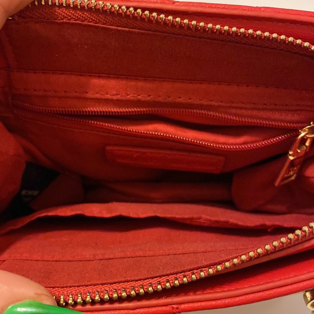 Badgley Mischka Small Quilted Tote - Picture 6 of 8